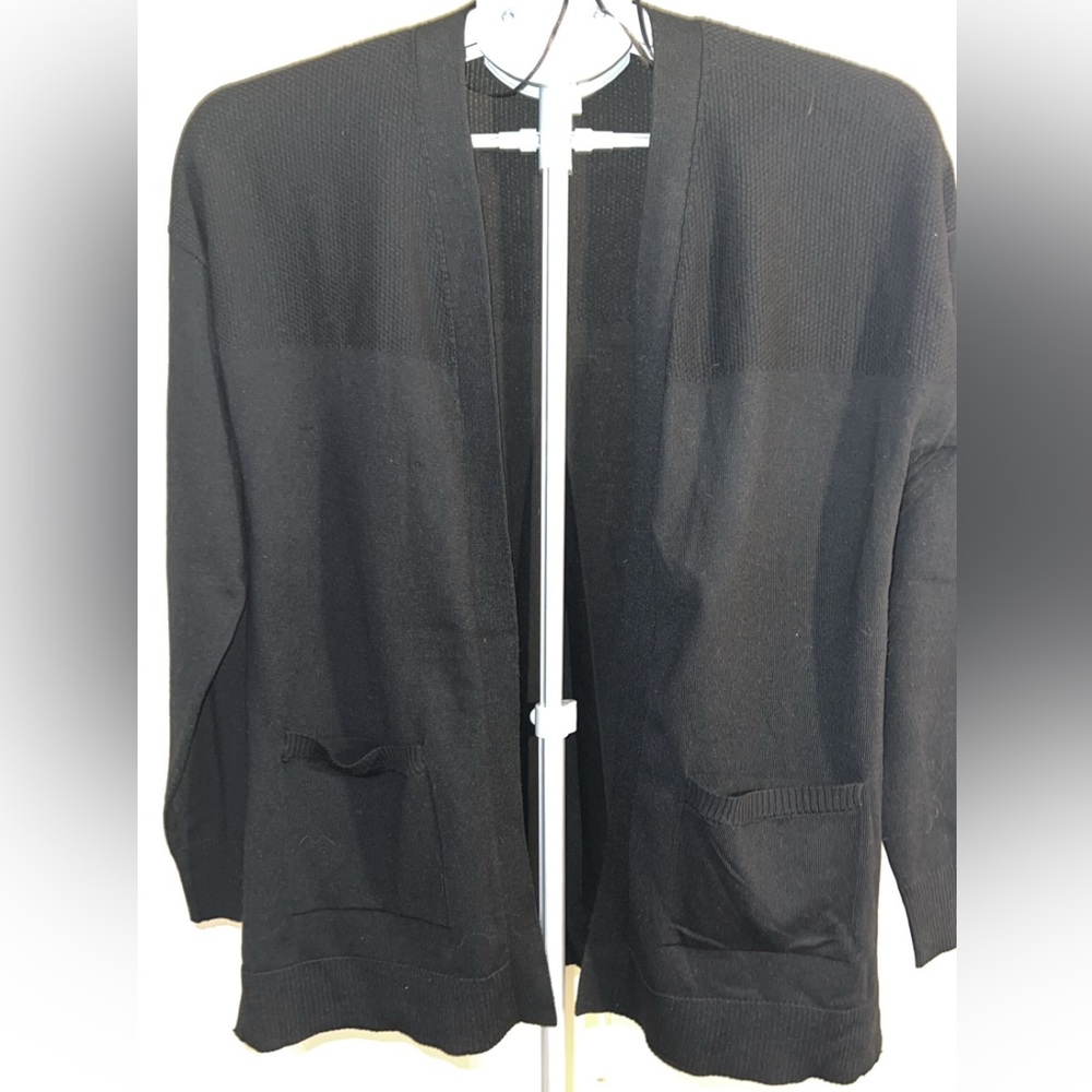 Black Cardigan with pockets - Picture 10 of 10